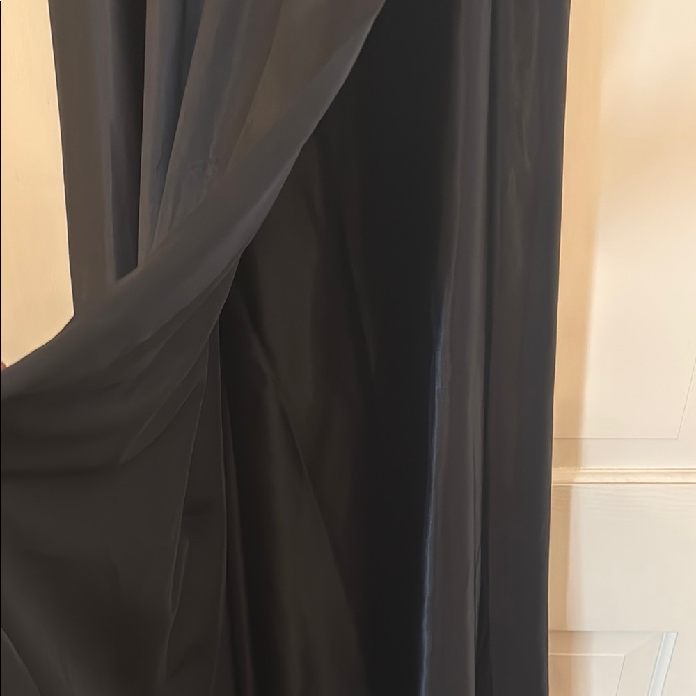 New With Tags! David's Bridal Strapless Gown - Picture 8 of 8
